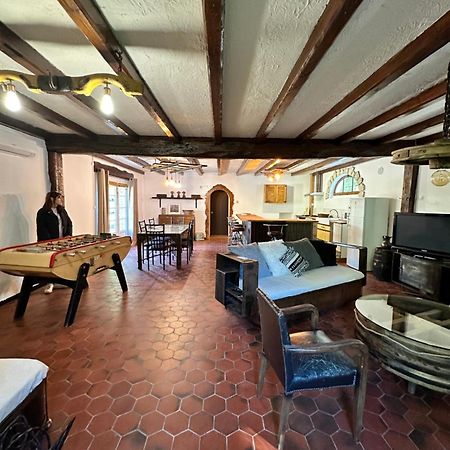 Gondeville Au Coeur Du Vignoble Cognacaisヴィラ エクステリア 写真